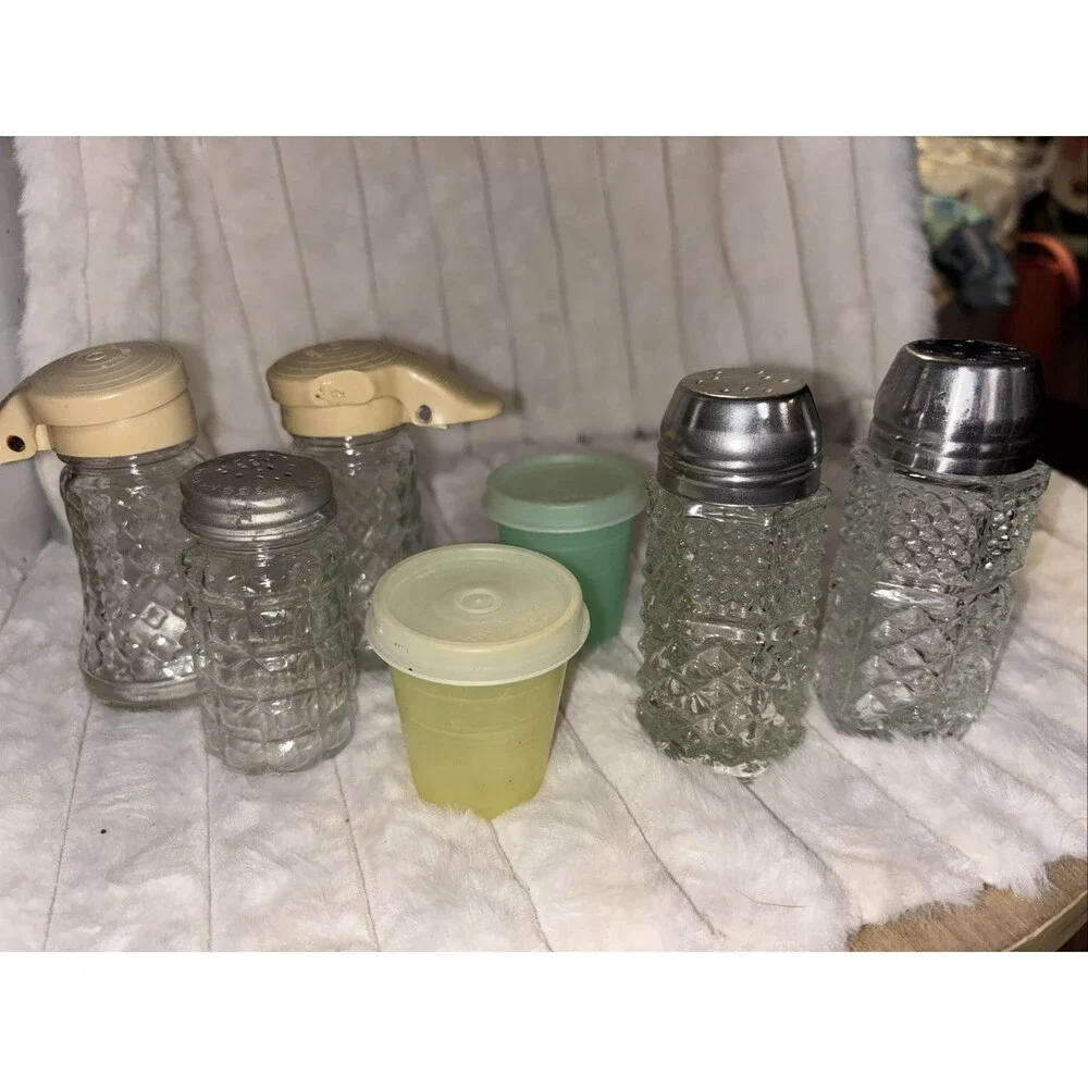 Vintage salt & pepper Shaker Lot Anchor Hocking Wexford, Daniell's, Tupperware